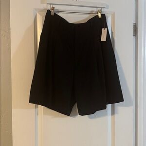 The Avery Pleated Trouser Shorts by Maeve-Blk-NWT